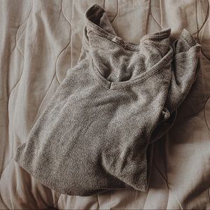 Brandy Melville long v neck top